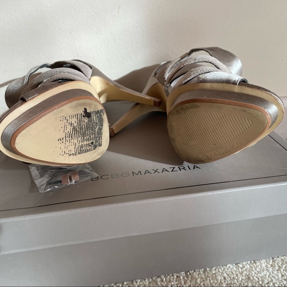 BCBG Rosalind Satin and Suede Heels Size 6.5 - Picture 6 of 8